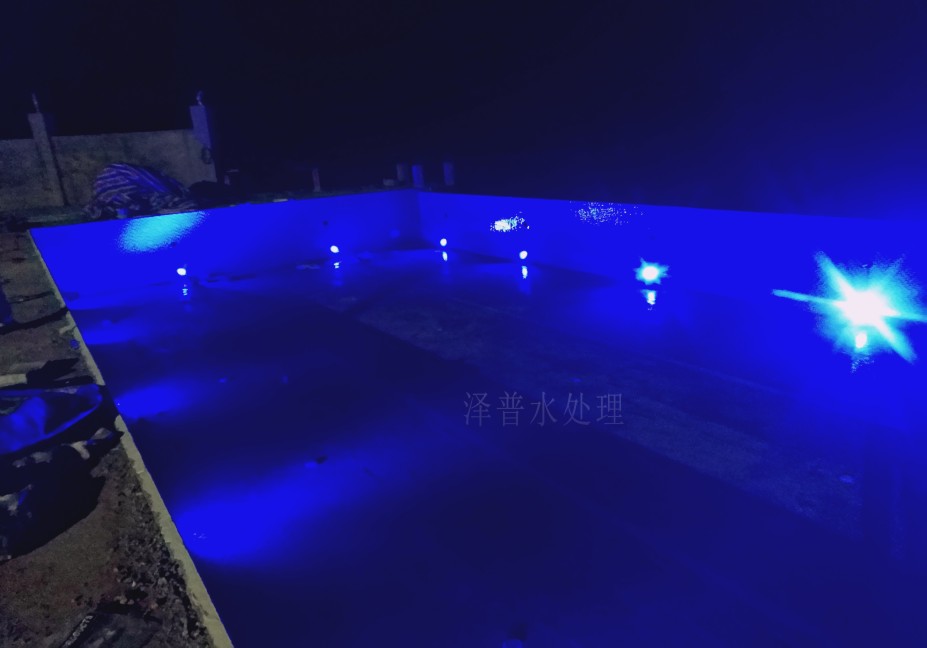 化州别墅无边际游泳池