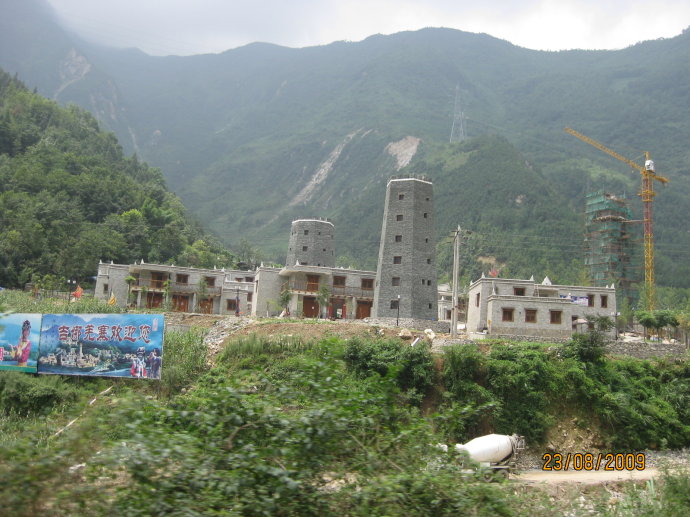 专访地震遗址（上）：走进北川灾区