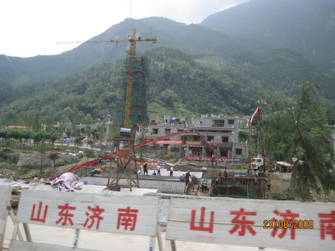 专访地震遗址（上）：走进北川灾区