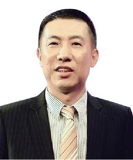 施辉