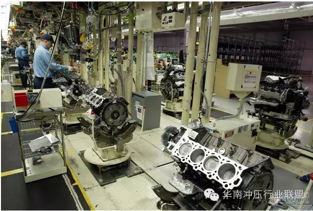 中国制造2025”战略：中国制造业如何走出困境？
