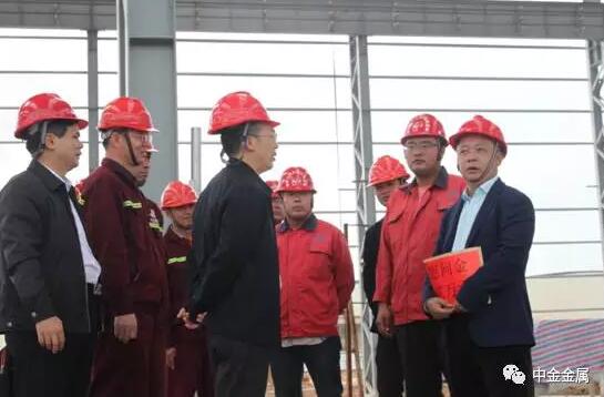 玉林市龙潭产业园管委会领导慰问中金公司春节在岗一线员工