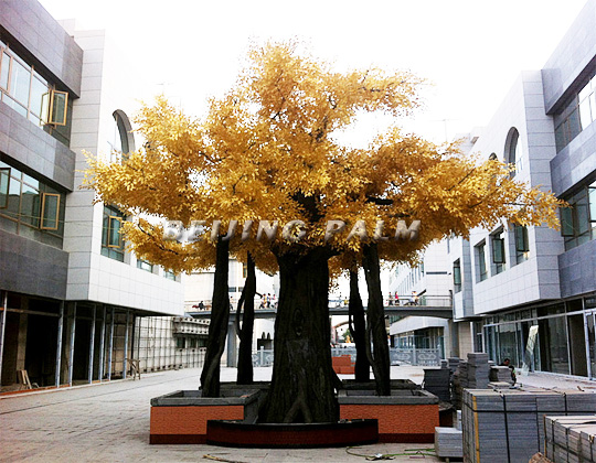 祝贺兰州金牛步行街仿真植物装饰工程圆满完工