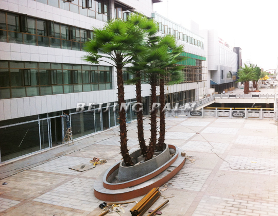 Congratulation!The artificial plant decoration project of Lanzhou Taurus pedestrian street finished.