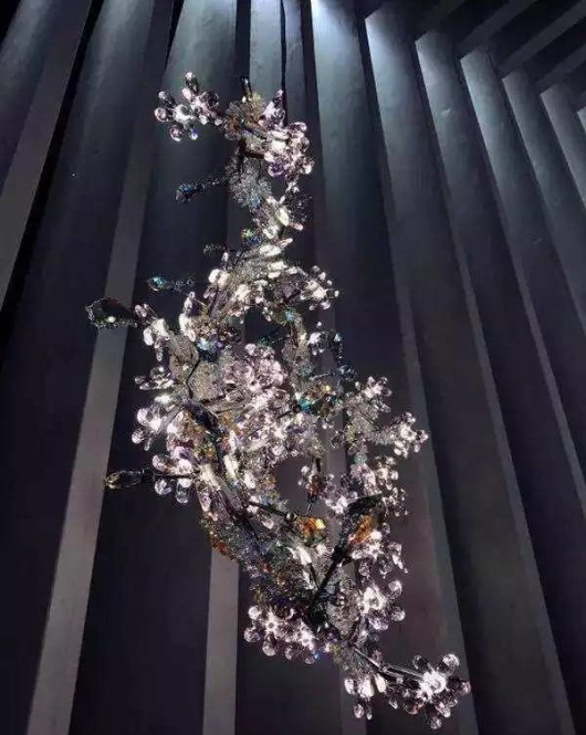 米兰展的光影世界