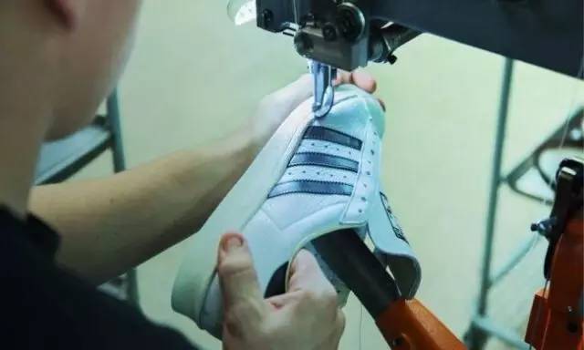 China's labor costs rise adidas announced that part of the production line will be withdrawn