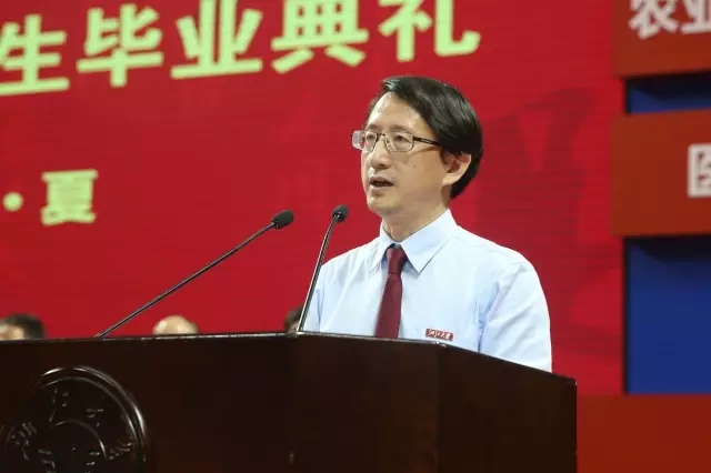 浙江大学2017届研究生毕业典礼丨从此,你是我的母校,我是你的校友 浙江大学2017届研究生毕业典礼丨从此,你是我的母校,我是你的校友