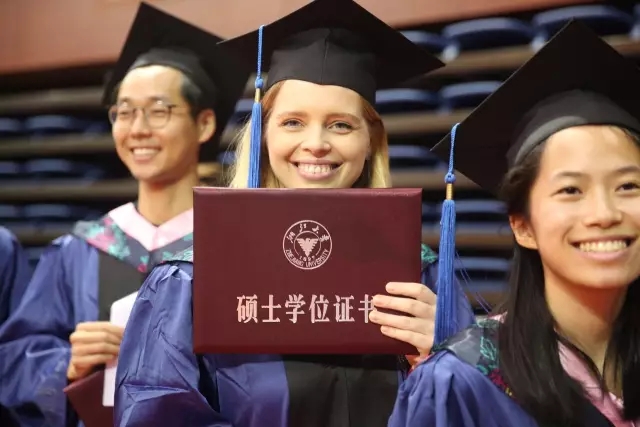 浙江大学2017届研究生毕业典礼丨从此,你是我的母校,我是你的校友 浙江大学2017届研究生毕业典礼丨从此,你是我的母校,我是你的校友