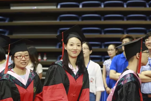 浙江大学2017届研究生毕业典礼丨从此,你是我的母校,我是你的校友 浙江大学2017届研究生毕业典礼丨从此,你是我的母校,我是你的校友
