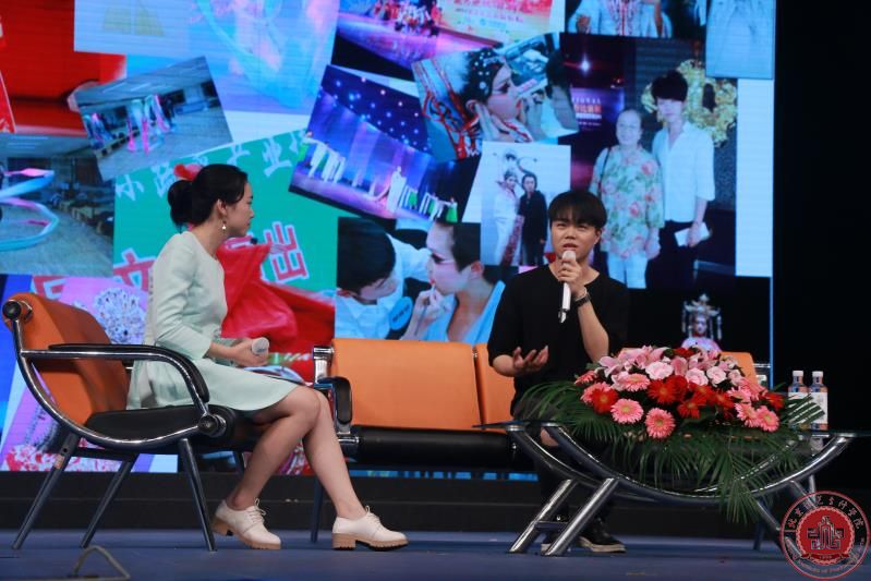第十三届玩艺夏夏令营快报:著名导演尤小剛作客名家讲堂 第十三届玩艺夏夏令营快报:著名导演尤小剛作客名家讲堂