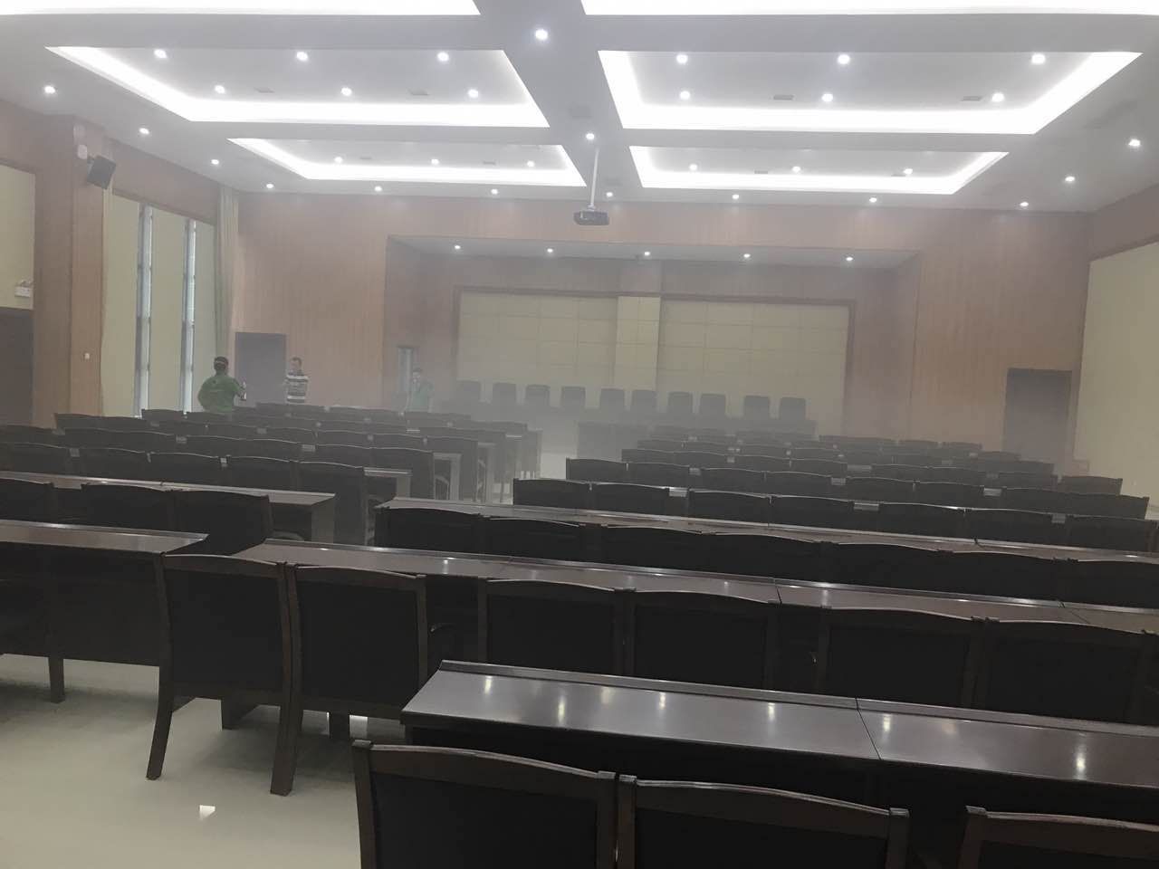 2017年6月20号，江西龙南县行政中心室内空气治理工程优吸成为中标单位