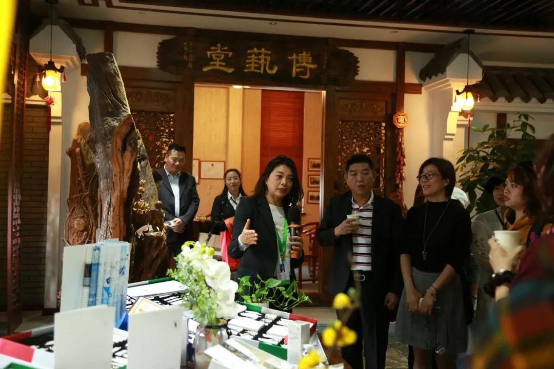 热烈欢迎|高雄市理烫发美容职业工会理事长携团莅临参观美熙生物，共鉴实力！