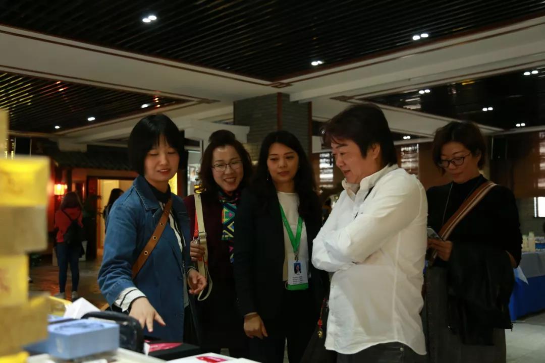 热烈欢迎|高雄市理烫发美容职业工会理事长携团莅临参观美熙生物，共鉴实力！