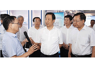 湖南代省长许达哲一行莅临我司调研