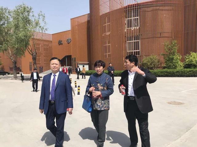 國家開放大學考察組莅臨我院考察調研 國家開放大學考察組莅臨我院考察調研