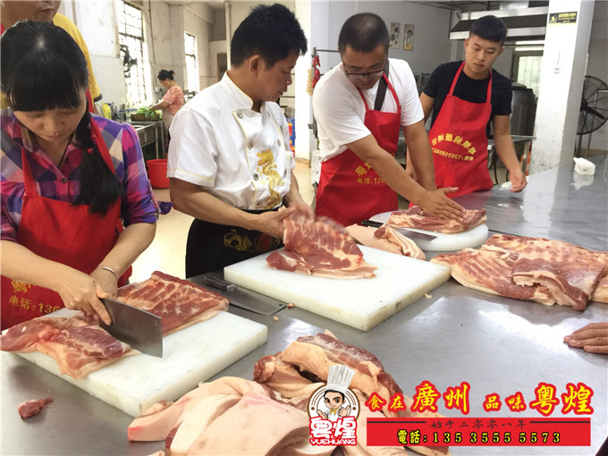 2018.08.02学习烤肉制作 广式烧肉培训 学烧腊技术