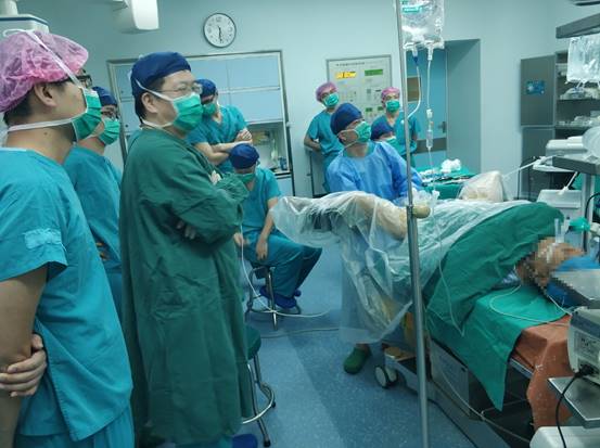 郑州大学第一附属医院绿激光手术展示