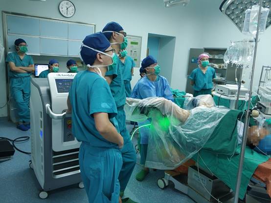郑州大学第一附属医院绿激光手术展示