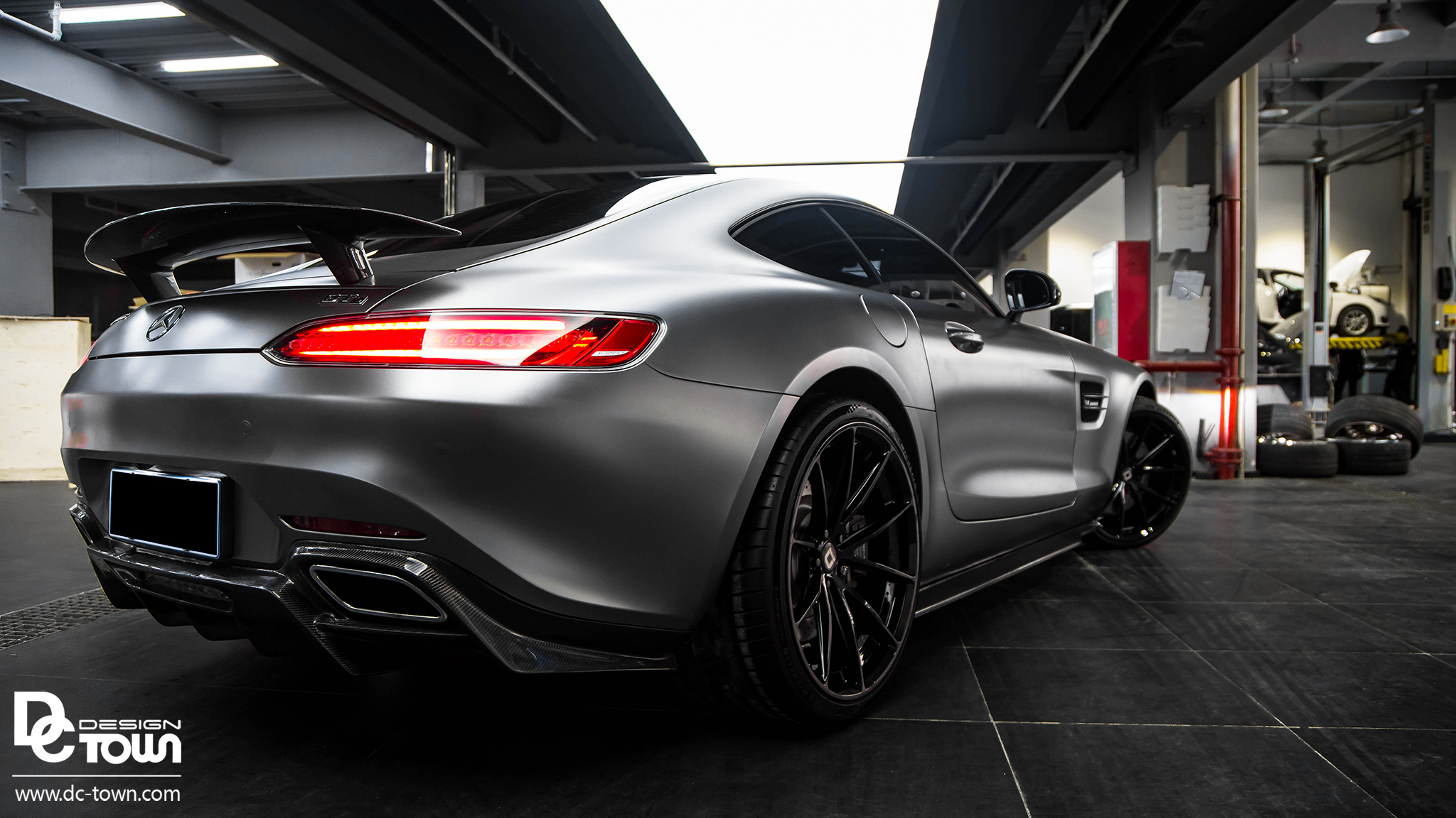 奔驰AMG GT 全车电光金属钛灰改色贴膜