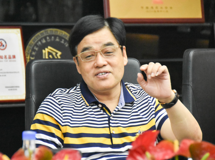 廣東省客家商會輪值會長交接儀式在建藝集團成功舉行——劉海云董事長接棒第二期輪值會長 廣東省客家商會輪值會長交接儀式在建藝集團成功舉行——劉海云董事長接棒第二期輪值會長