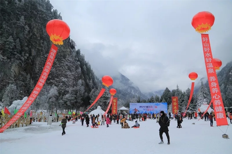 四川人民有福了,冬日去这些地方滑雪撒个泼儿,安排,必须安排! 四川人民有福了,冬日去这些地方滑雪撒个泼儿,安排,必须安排!