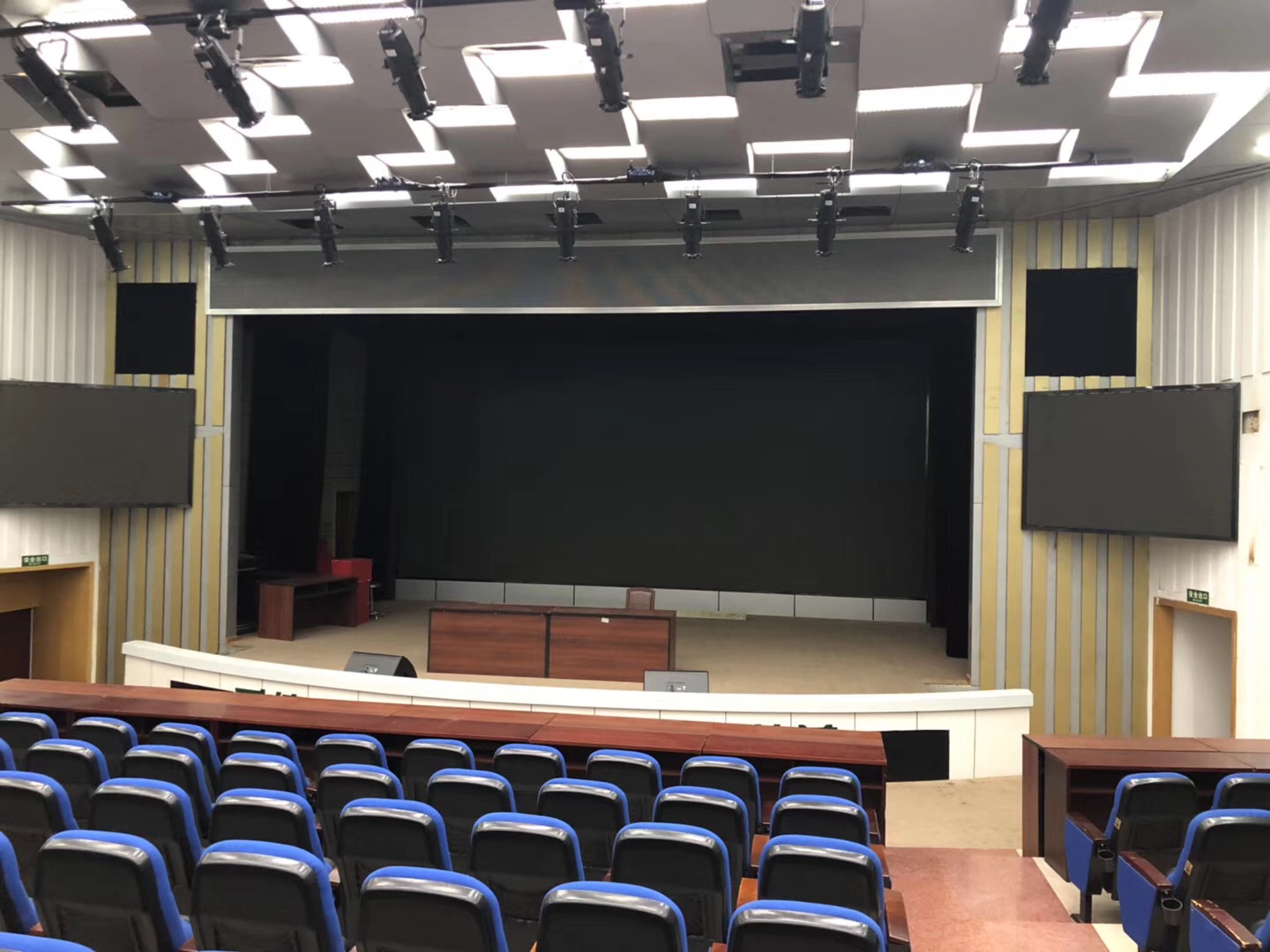 中标四川师范大学2018年学术厅音频、视频、舞台灯光及幕布系统（第二次）采购项目