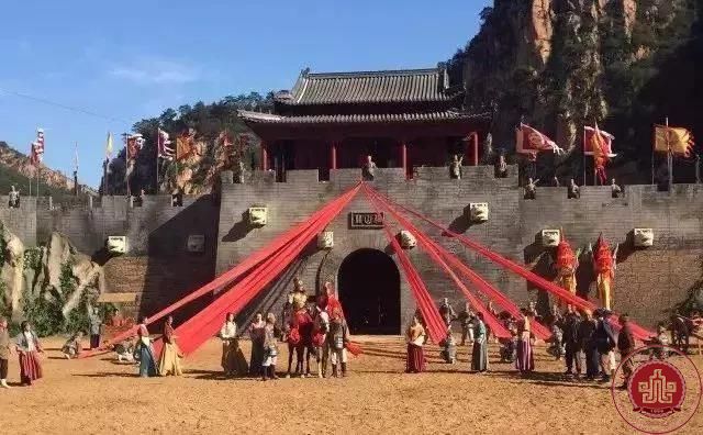 我院师生参演实景音乐剧《木兰花开》祖山上演 我院师生参演实景音乐剧《木兰花开》祖山上演