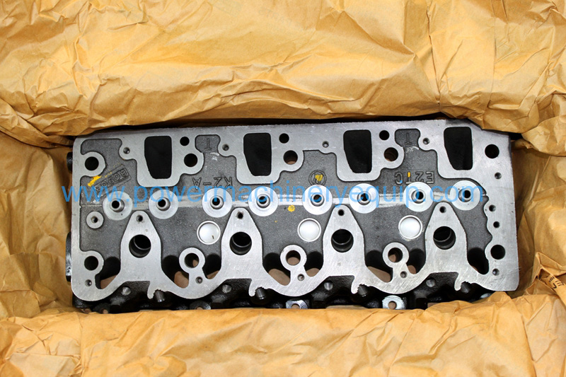 CYLINDER HEAD