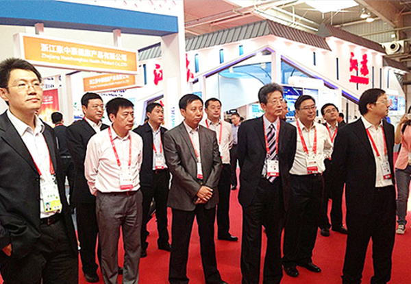 Northeast Asia Expo successfully concluded, multi-party leaders come to our booth.