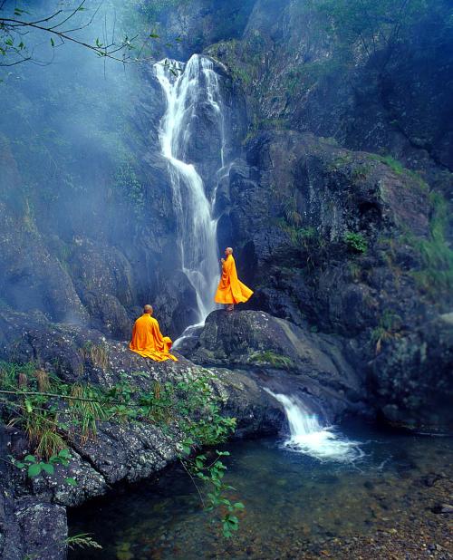 赵丽颖冯绍峰新剧取景地,竟是一个隐世千年的江南小城 赵丽颖冯绍峰新剧取景地,竟是一个隐世千年的江南小城