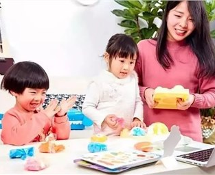 家长的陪伴是孩子最需要的教育