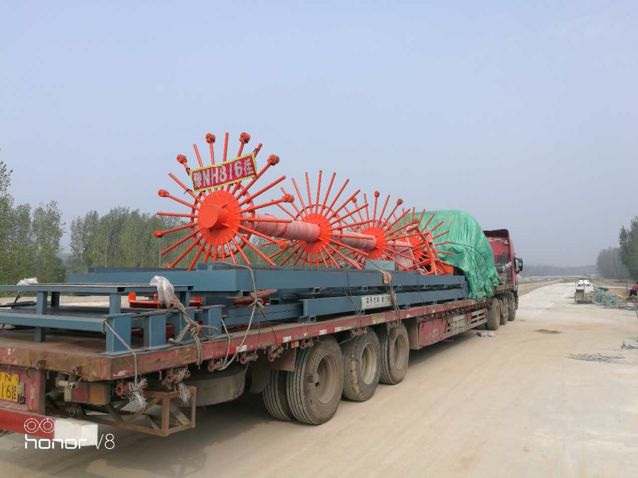 FH2000数控钢筋笼滚焊机顺利抵达河南省三门峡市