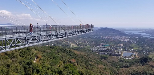 “呀诺达”雨林文化旅游区