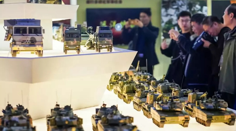 习大大参观“伟大的变革”大型展览,航誉模型演绎改革开放40年战机历程 习大大参观“伟大的变革”大型展览,航誉模型演绎改革开放40年战机历程