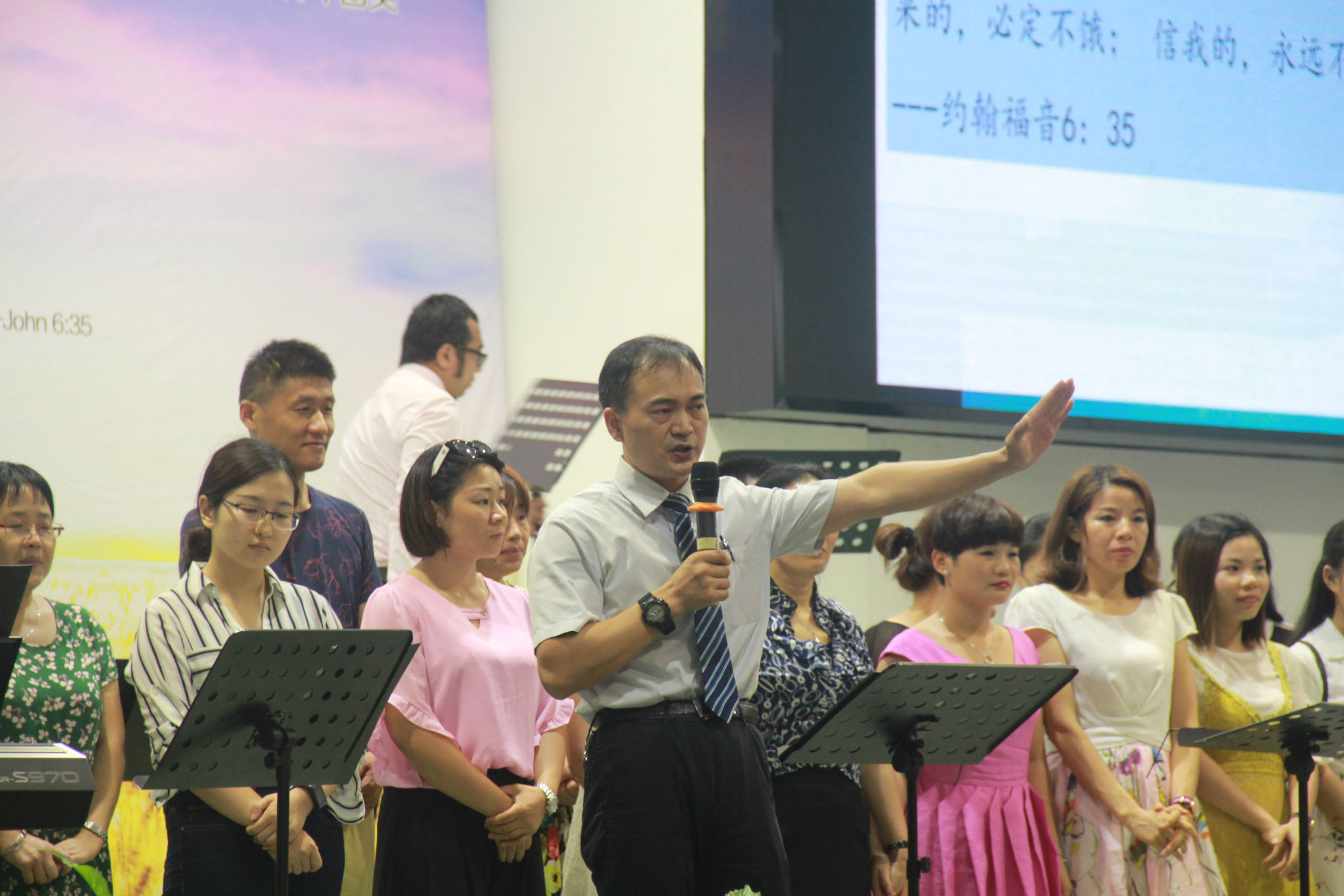“生命之粮”音乐赞美布道会成功举办 “生命之粮”音乐赞美布道会成功举办