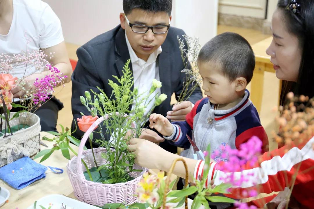 活动回顾 | 花漾女神节，幸福如花亲子插花活动完美落幕！