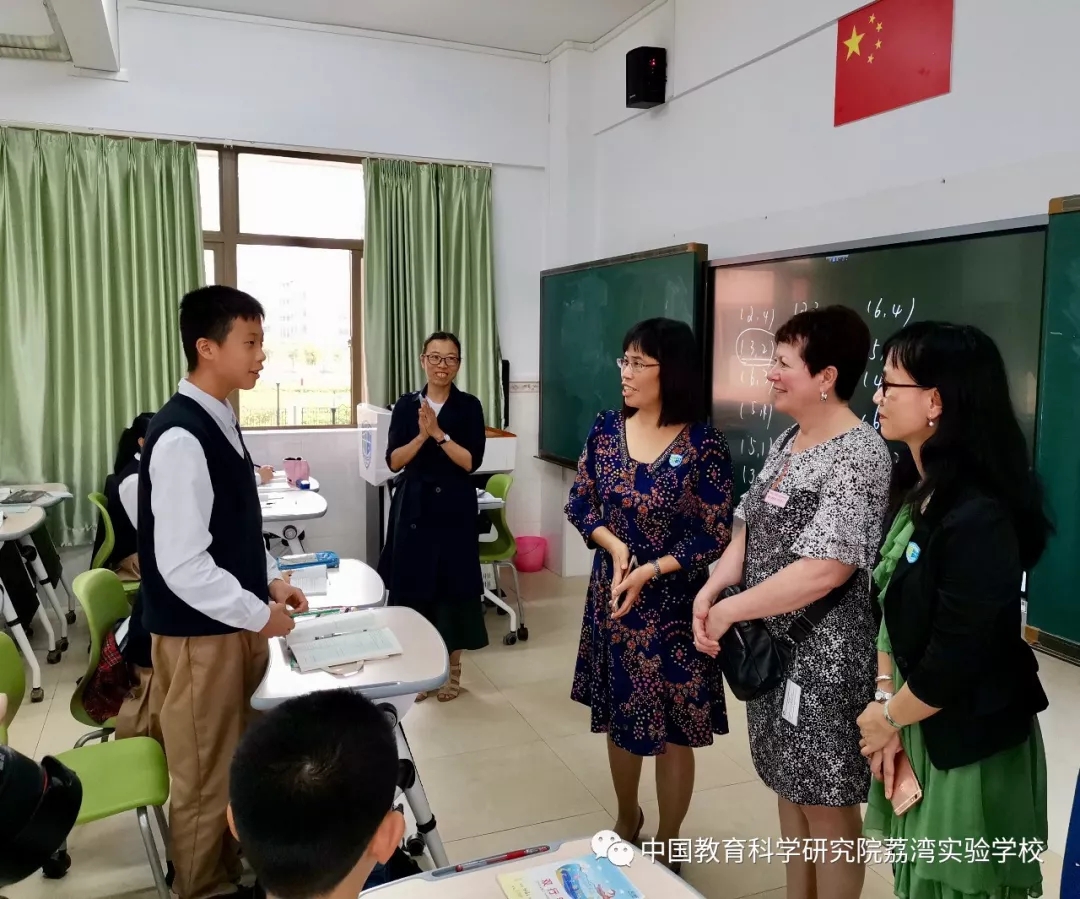 我校与加拿大Alberta省Iron Ridge School缔结姊妹学校