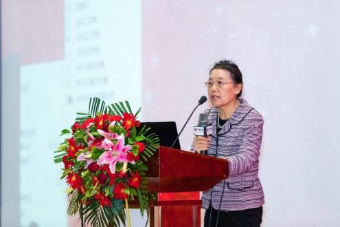 全国家庭建设高峰论坛在京盛大召开 全国家庭建设高峰论坛在京盛大召开