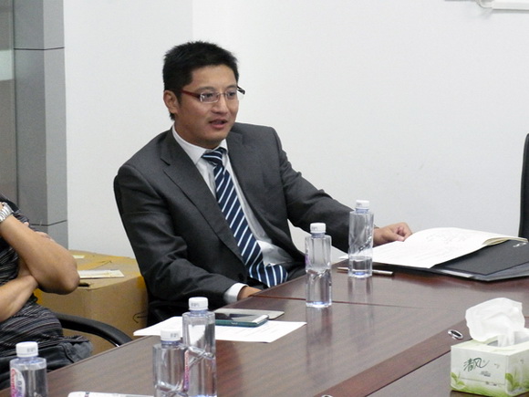 王小渊律师为东莞市五金模具行业协会开展劳动法律讲座