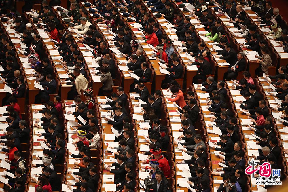 第十三届全国人民代表大会第二次会议在北京人民大会堂开幕