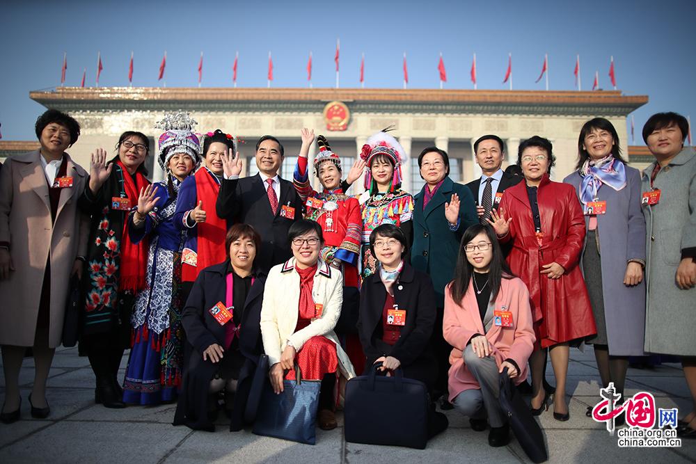 第十三届全国人民代表大会第二次会议在北京人民大会堂开幕