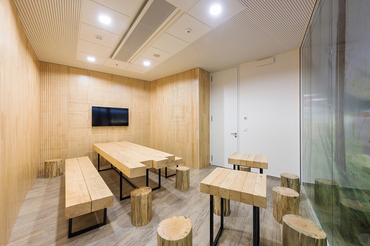 鼓励开放沟通的空间应该多用哪些家具? 鼓励开放沟通的空间应该多用哪些家具?