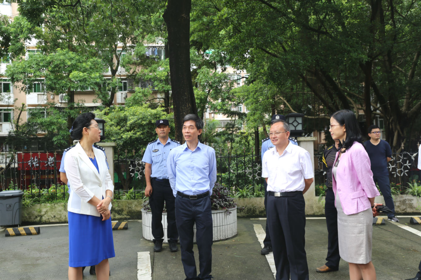 市统战部林洁部长莅临深圳堂视察指导工作 市统战部林洁部长莅临深圳堂视察指导工作