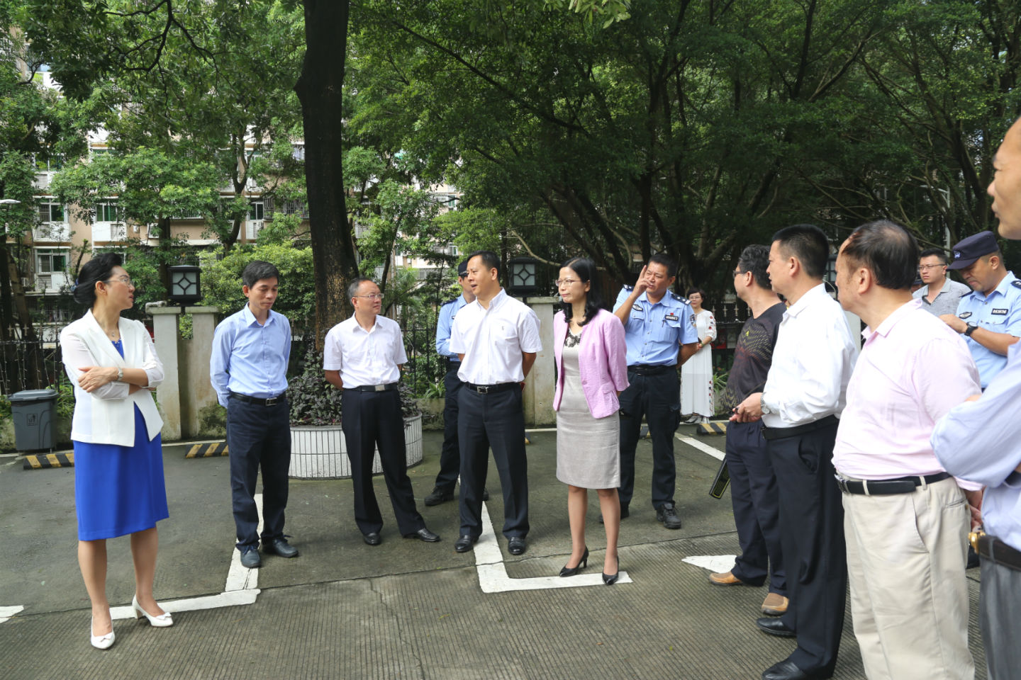 市统战部林洁部长莅临深圳堂视察指导工作 市统战部林洁部长莅临深圳堂视察指导工作