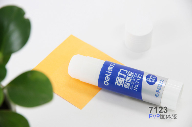 商品名称：得力（deli）7121 PVP超能固体胶棒 9G 1支装商品编号：071085_D5J6B品牌：得力