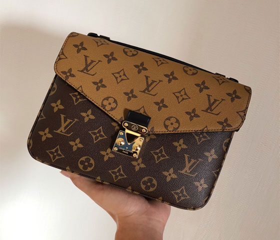 ¥900 ¥900