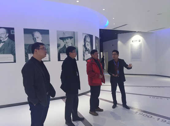 王先培教授参观考察母公司 王先培教授参观考察母公司