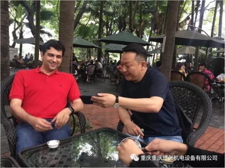 张健董事长会见伊朗客人—跨国合作、架起中伊友谊之桥 张健董事长会见伊朗客人—跨国合作、架起中伊友谊之桥