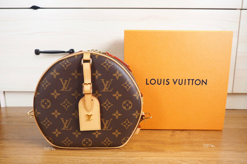正品开箱M52294 LV Boite Chapeau 手袋 超可爱LV圆饼包,LV必买包款! 正品开箱M52294 LV Boite Chapeau 手袋 超可爱LV圆饼包,LV必买包款!