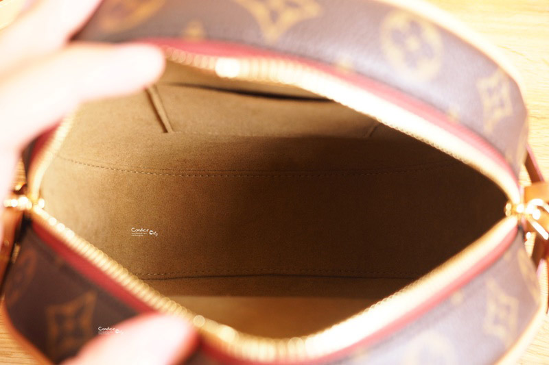 正品开箱M52294 LV Boite Chapeau 手袋 超可爱LV圆饼包,LV必买包款! 正品开箱M52294 LV Boite Chapeau 手袋 超可爱LV圆饼包,LV必买包款!